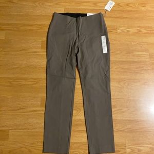 New dress pants size 6 skinny legs